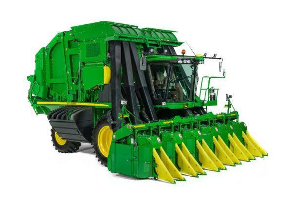 John Deere - CP690 Cotton Picker