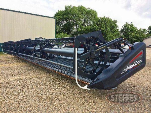 MacDon - FD 70 - 9m Draper Header