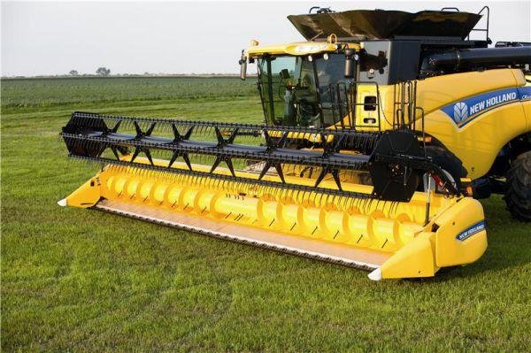 New Holland - 740CF Direct-cut Auger Header
